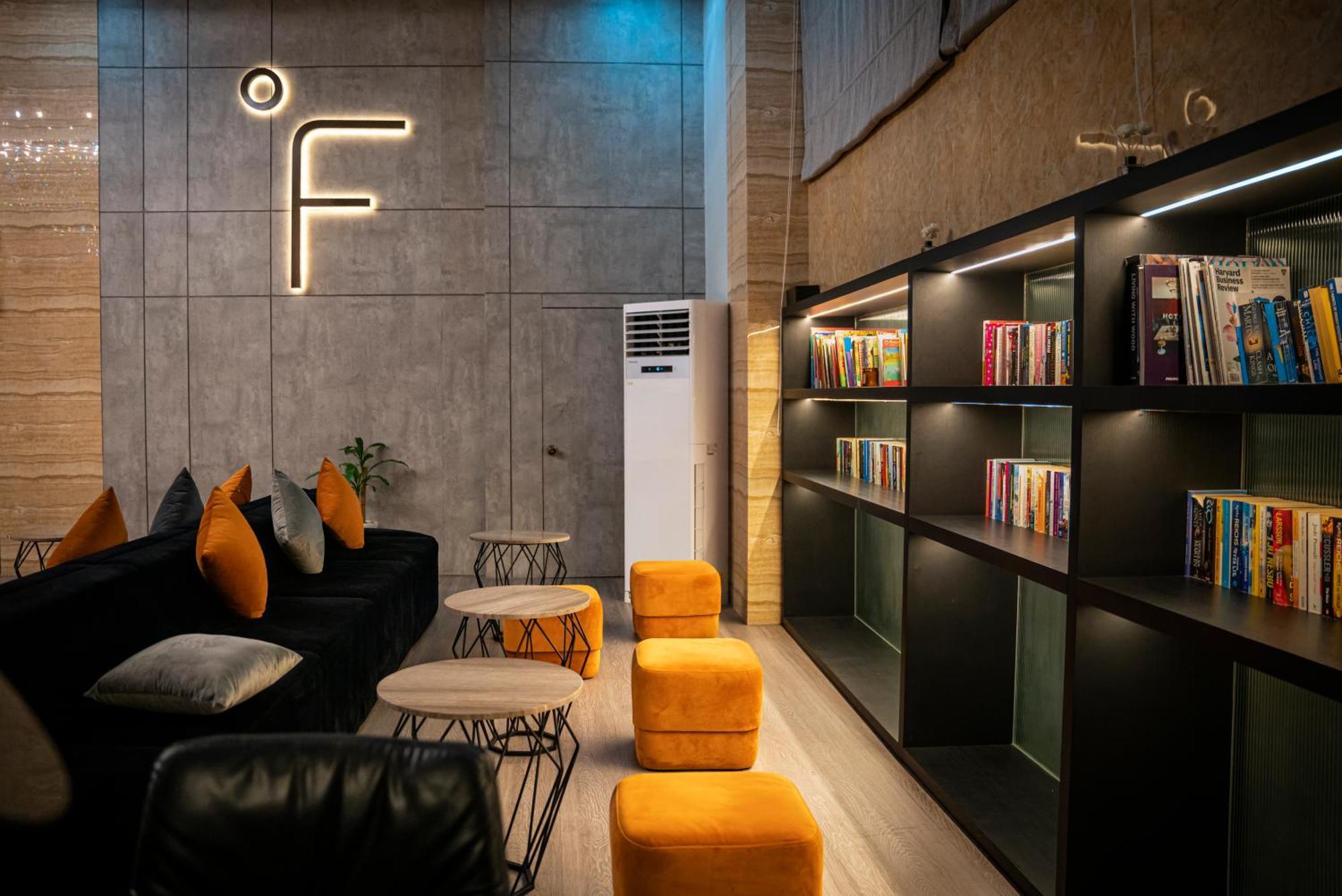 Hotel Sanchaung Янгон Екстериор снимка