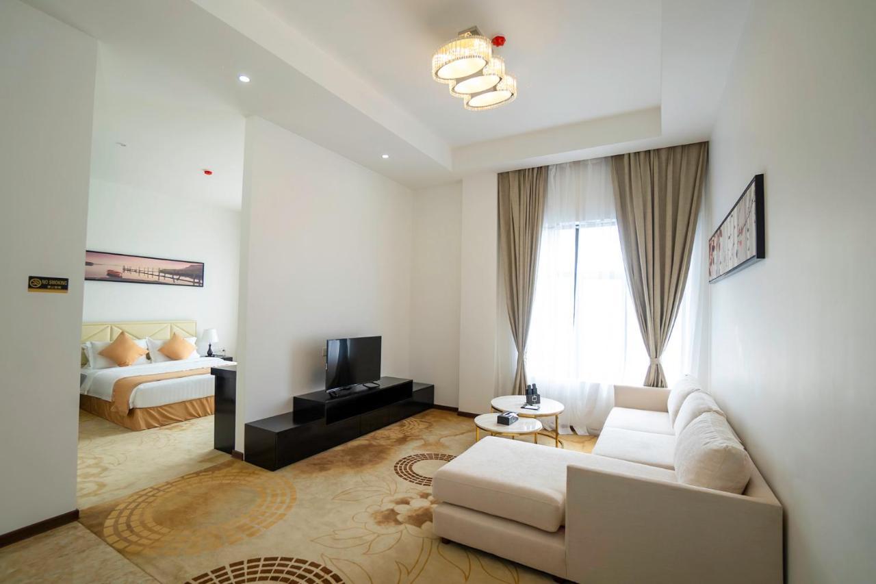 Hotel Sanchaung Янгон Екстериор снимка